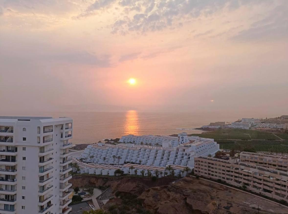Apto Increible, Acogedor, Luminoso De Ambiente Muy Relajante Con Excelentes Vistas Y Servicios/ Amazing Apt With Sunset Lovely Views Адехе Экстерьер фото